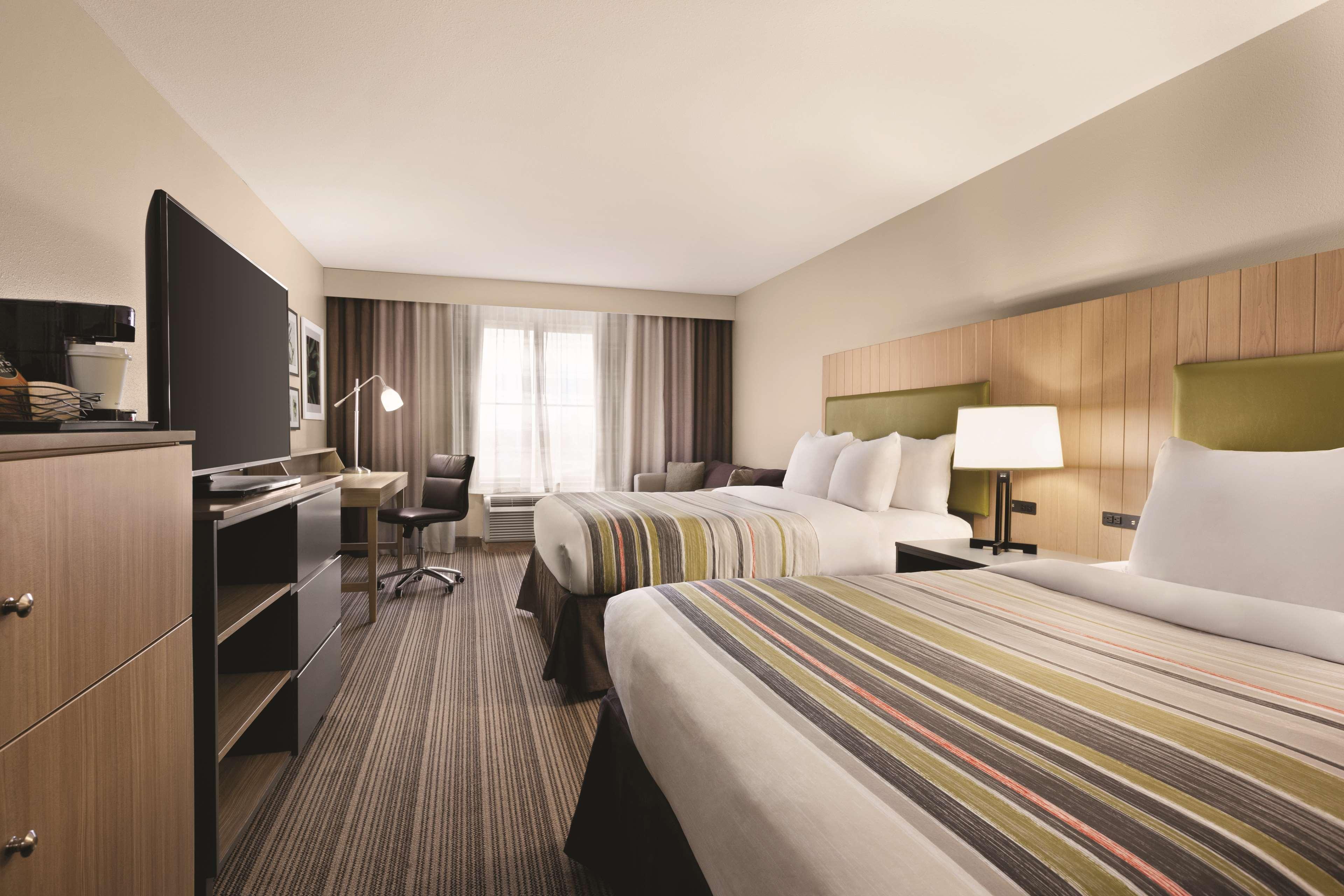Country Inn & Suites By Radisson, Wytheville, Va Bagian luar foto