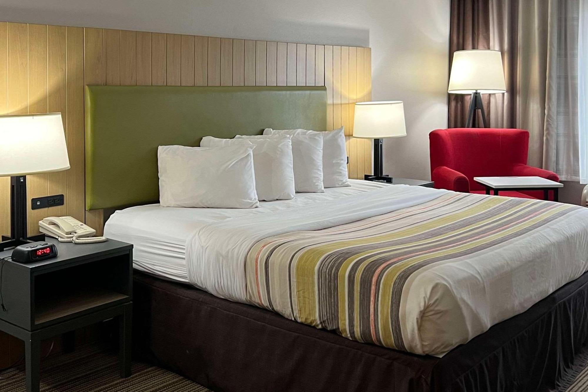 Country Inn & Suites By Radisson, Wytheville, Va Bagian luar foto