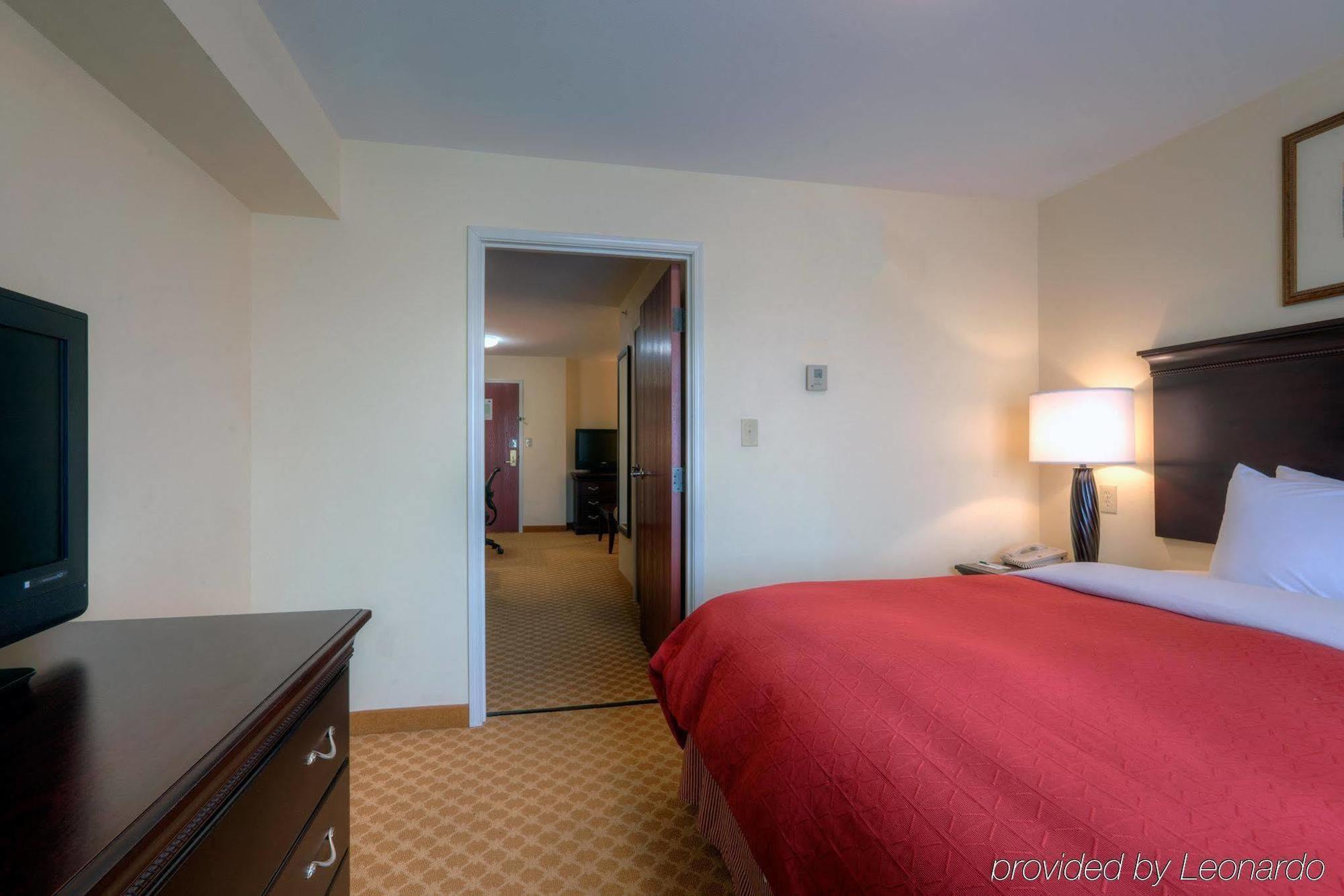 Country Inn & Suites By Radisson, Wytheville, Va Bagian luar foto