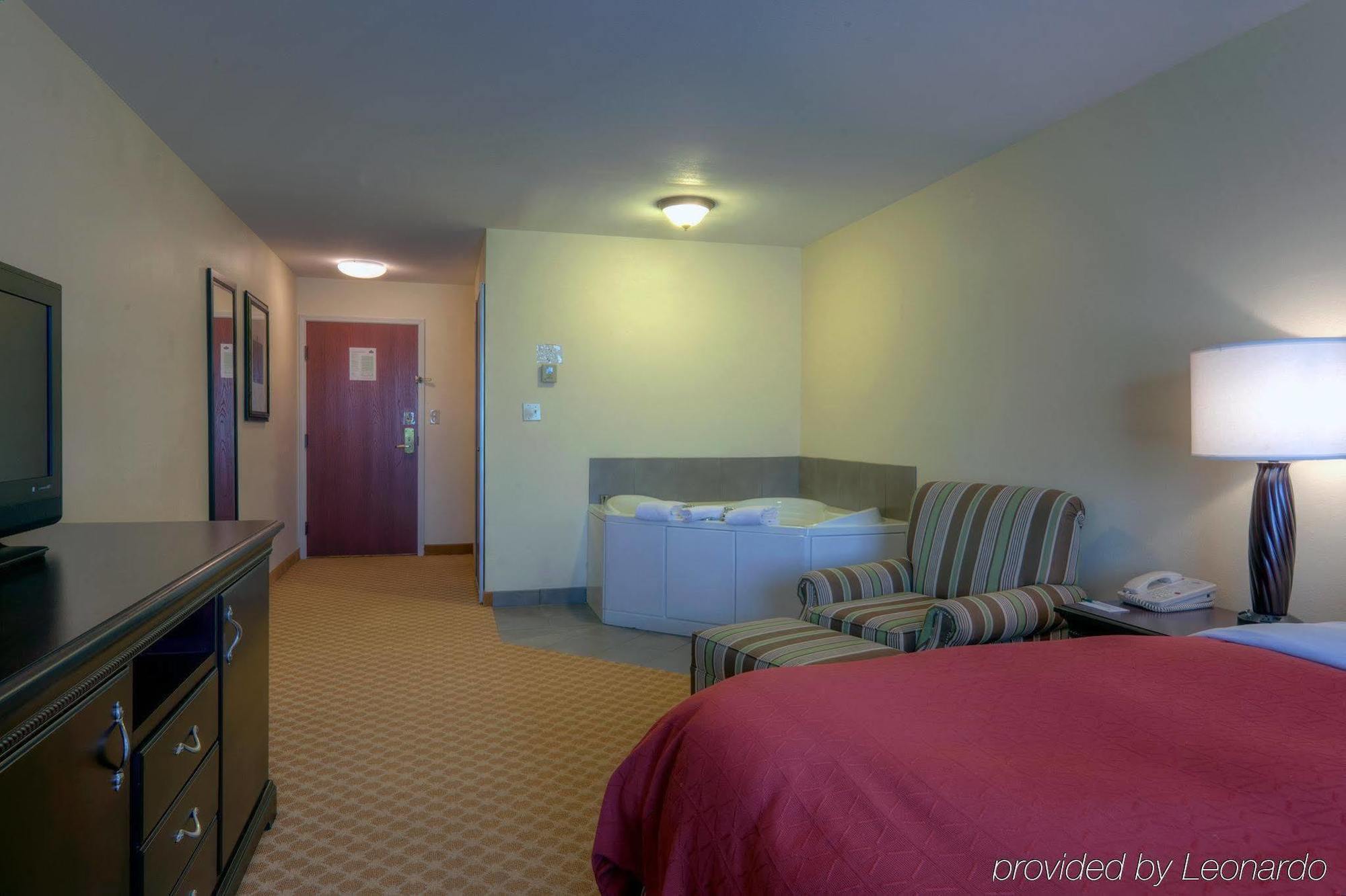 Country Inn & Suites By Radisson, Wytheville, Va Bagian luar foto